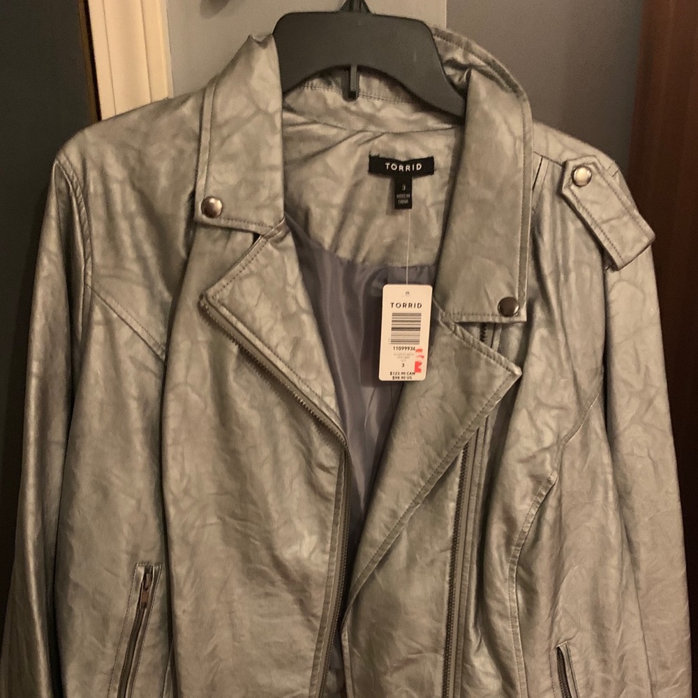 Grey/silver torrid jacket size 3 NWT